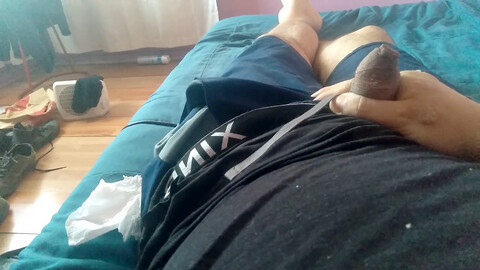 Diese atemberaubende Salami braucht deinen Mund für ein wenig orale Aktion HD Gay movie