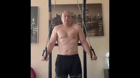 Alex Art dans une rencontre intime gay pour la première fois HD Gay movie